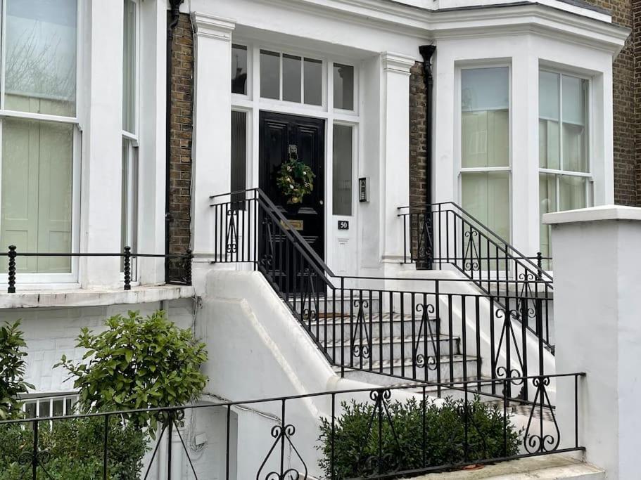 Stylish 3-Bedroom Flat In Kensington 伦敦 外观 照片