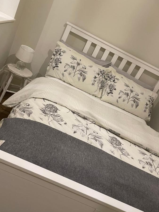 Stylish 3-Bedroom Flat In Kensington 伦敦 外观 照片