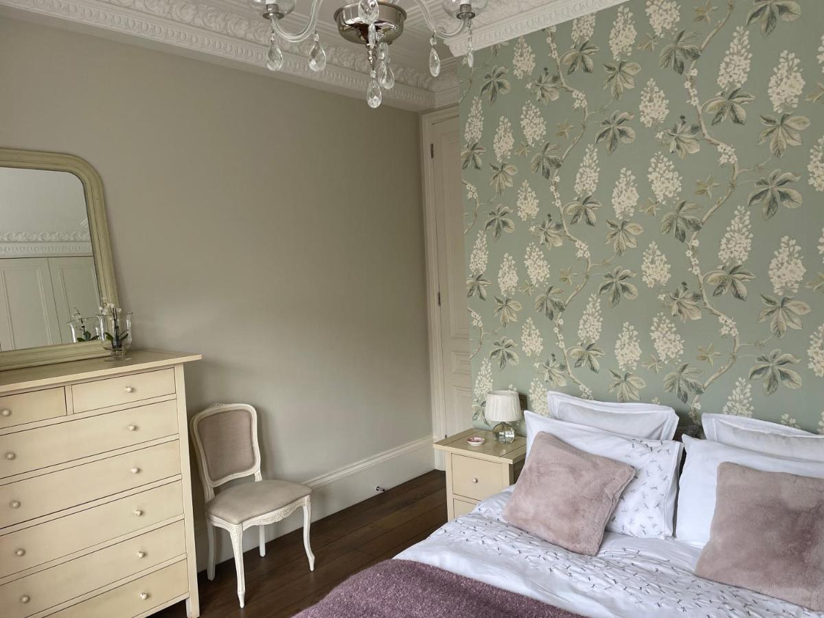 Stylish 3-Bedroom Flat In Kensington 伦敦 外观 照片